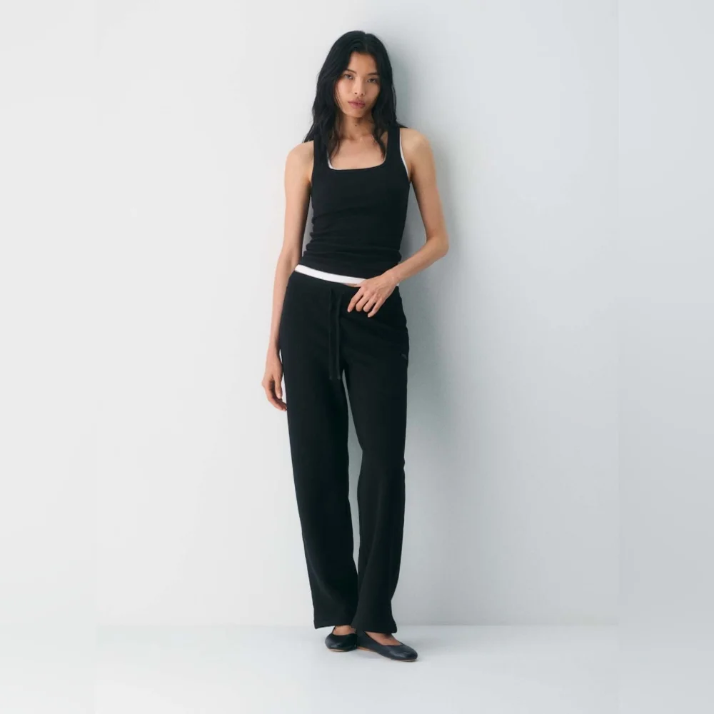 Aritzia Cozy Fleece Perfect Banded Wide Sweatpant Small NWT - Picture 1 of 10